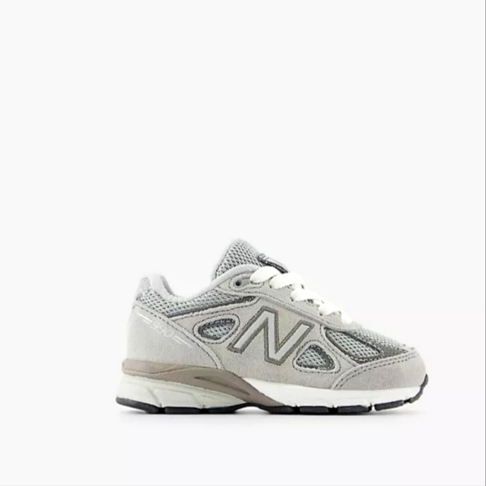New balance sneakers